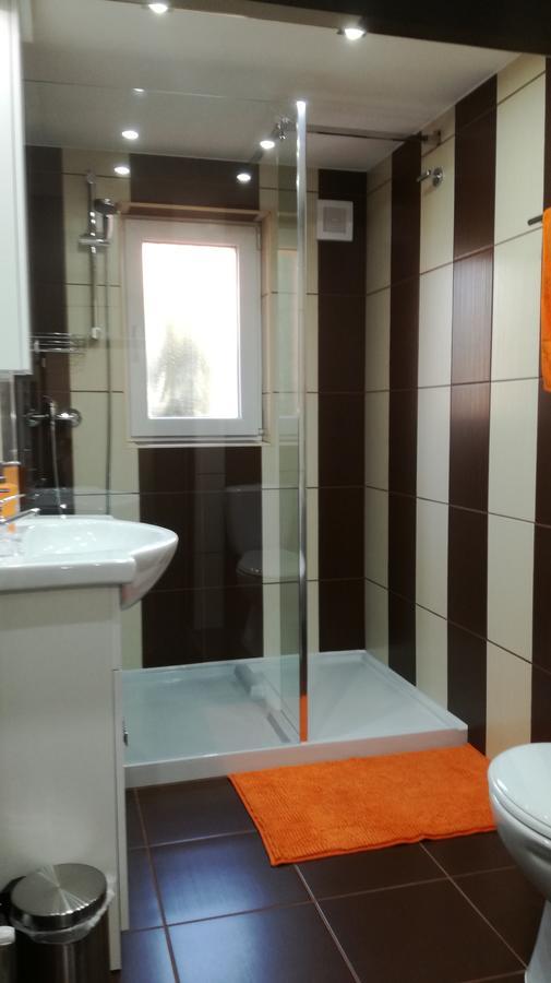 Keri Vendeghaz Apartment Mosonmagyarovar Exterior photo