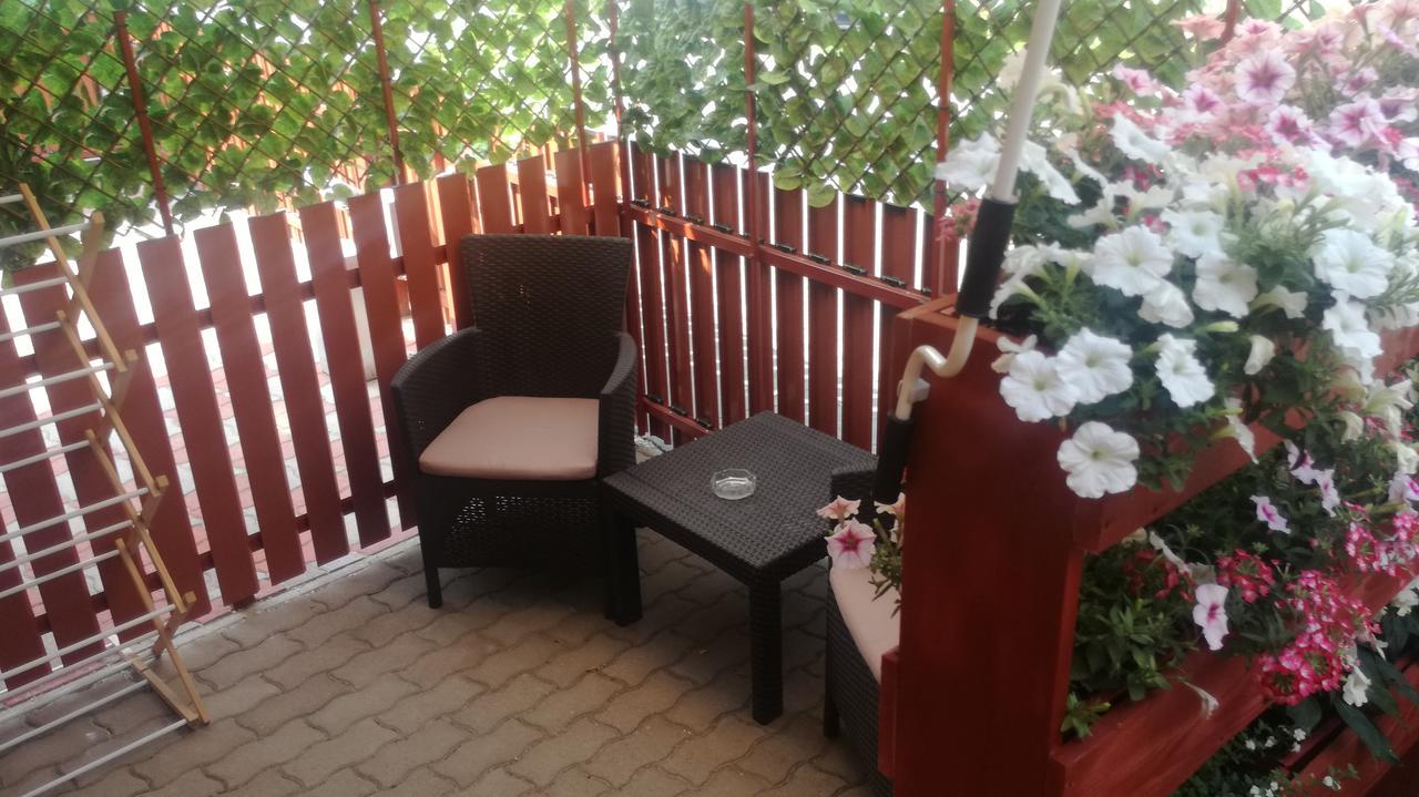Keri Vendeghaz Apartment Mosonmagyarovar Exterior photo